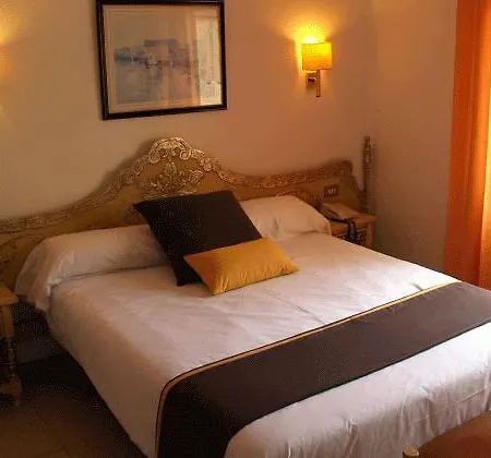 Del Sol Hotel